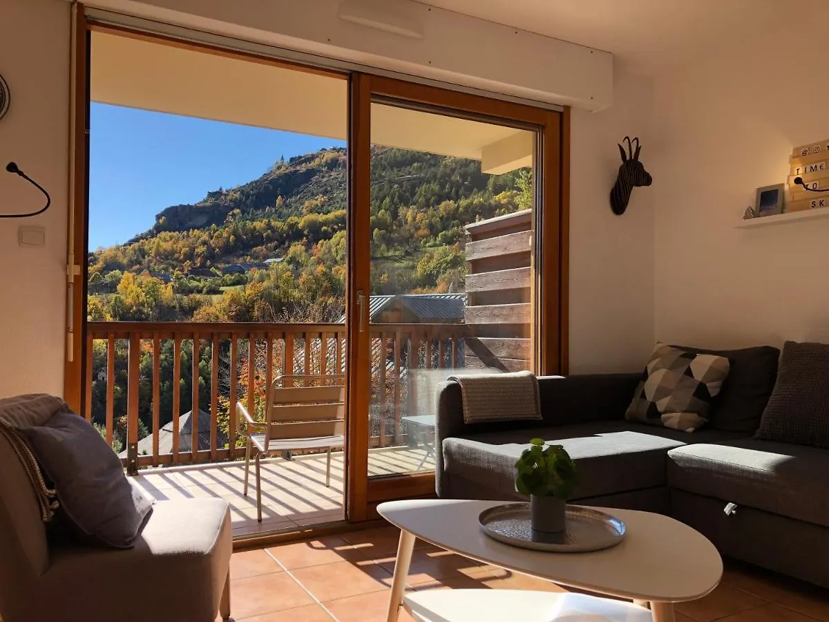 Nice Appt In Briançon Les Charmettes Appartement