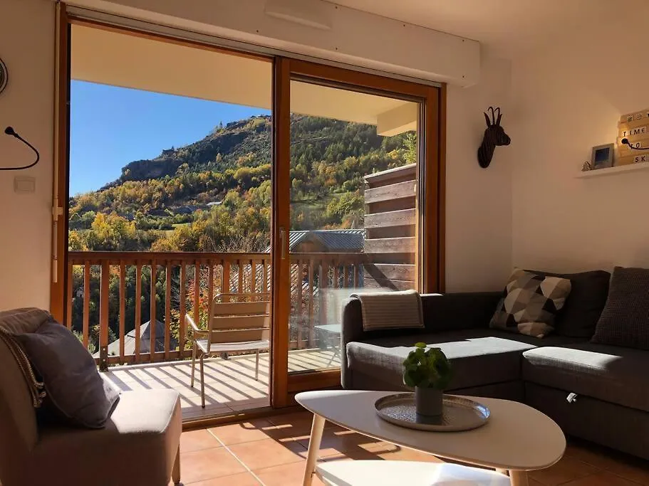 Nice Appt In Briançon Les Charmettes Appartement